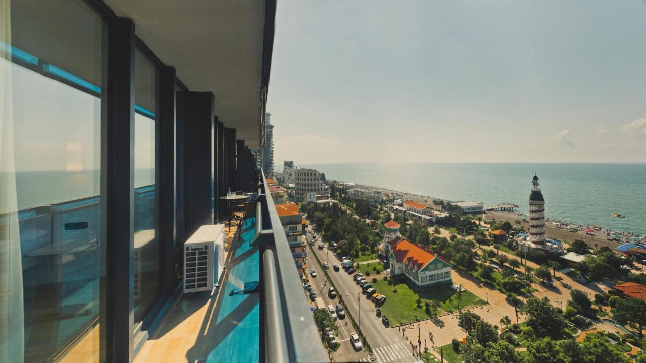 Orbi City Aparthotel Batoumi Extérieur photo
