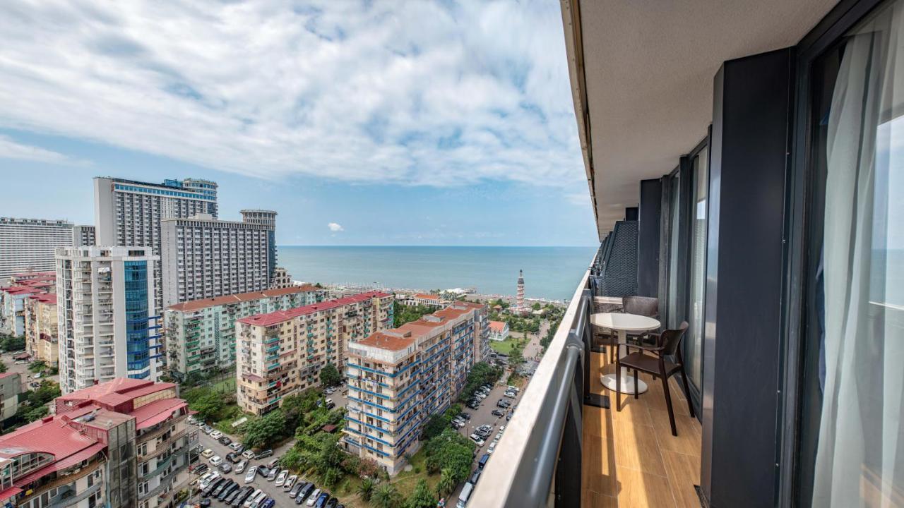 Orbi City Aparthotel Batoumi Extérieur photo