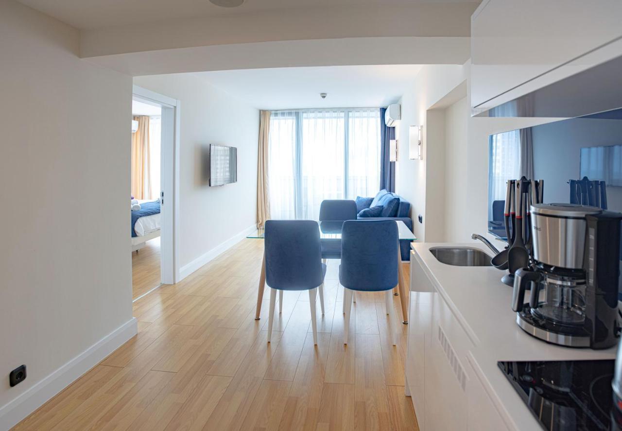 Orbi City Aparthotel Batoumi Extérieur photo