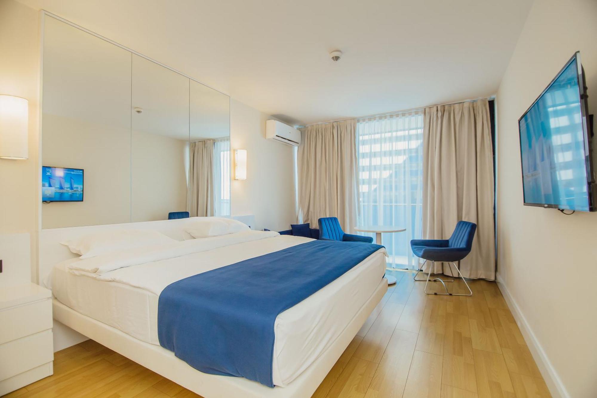 Orbi City Aparthotel Batoumi Extérieur photo